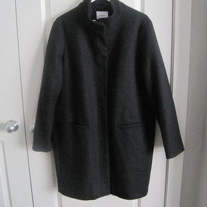 OLD NAVY women’s black spring/fall coat, only wore once. Size XL